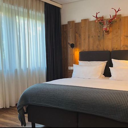 Kreuzblume Hotel & Weinstube Фрайбург Екстериор снимка