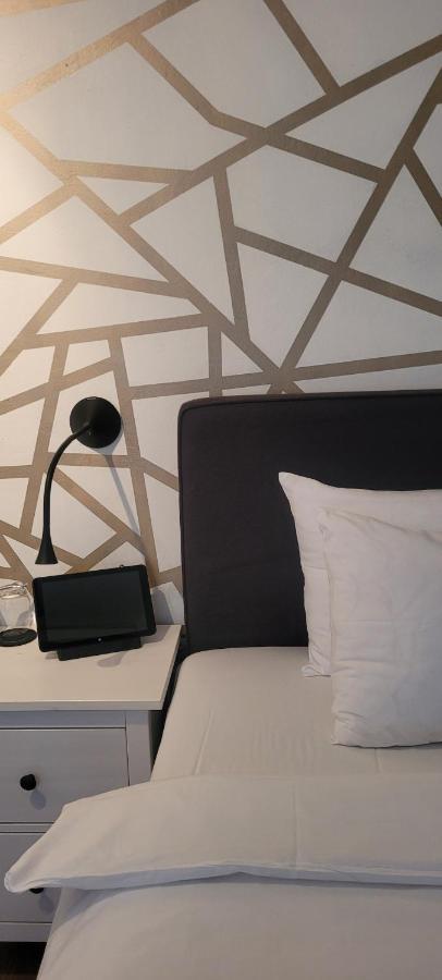 Kreuzblume Hotel & Weinstube Фрайбург Екстериор снимка