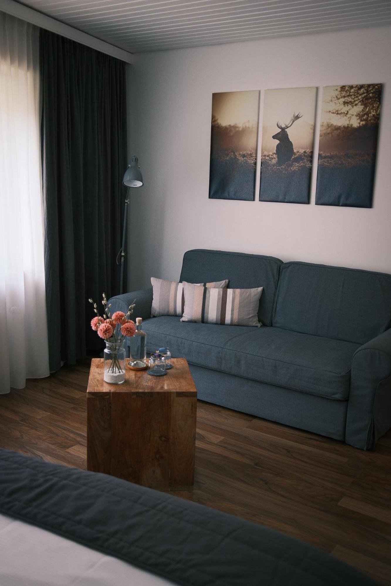 Kreuzblume Hotel & Weinstube Фрайбург Екстериор снимка
