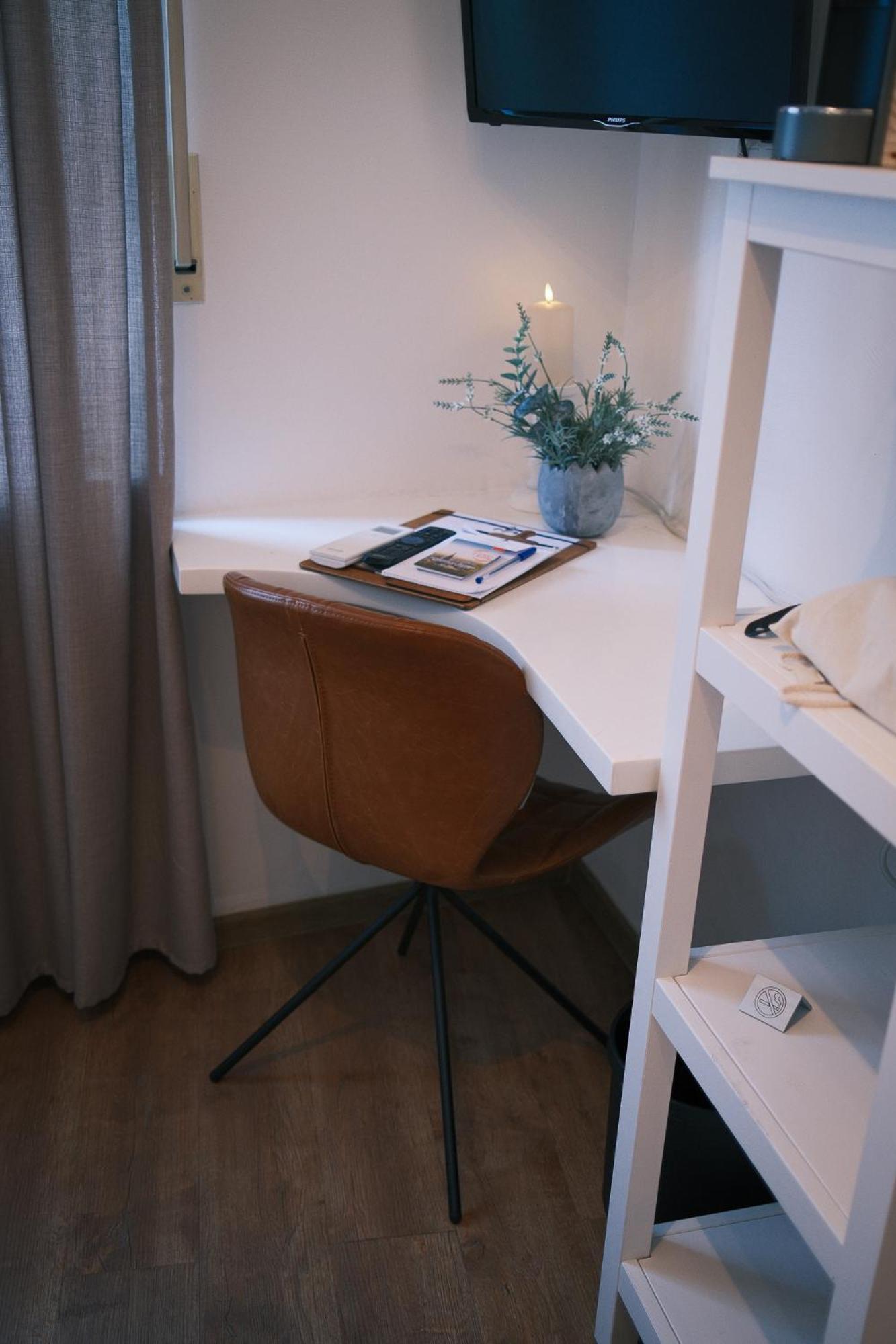 Kreuzblume Hotel & Weinstube Фрайбург Екстериор снимка